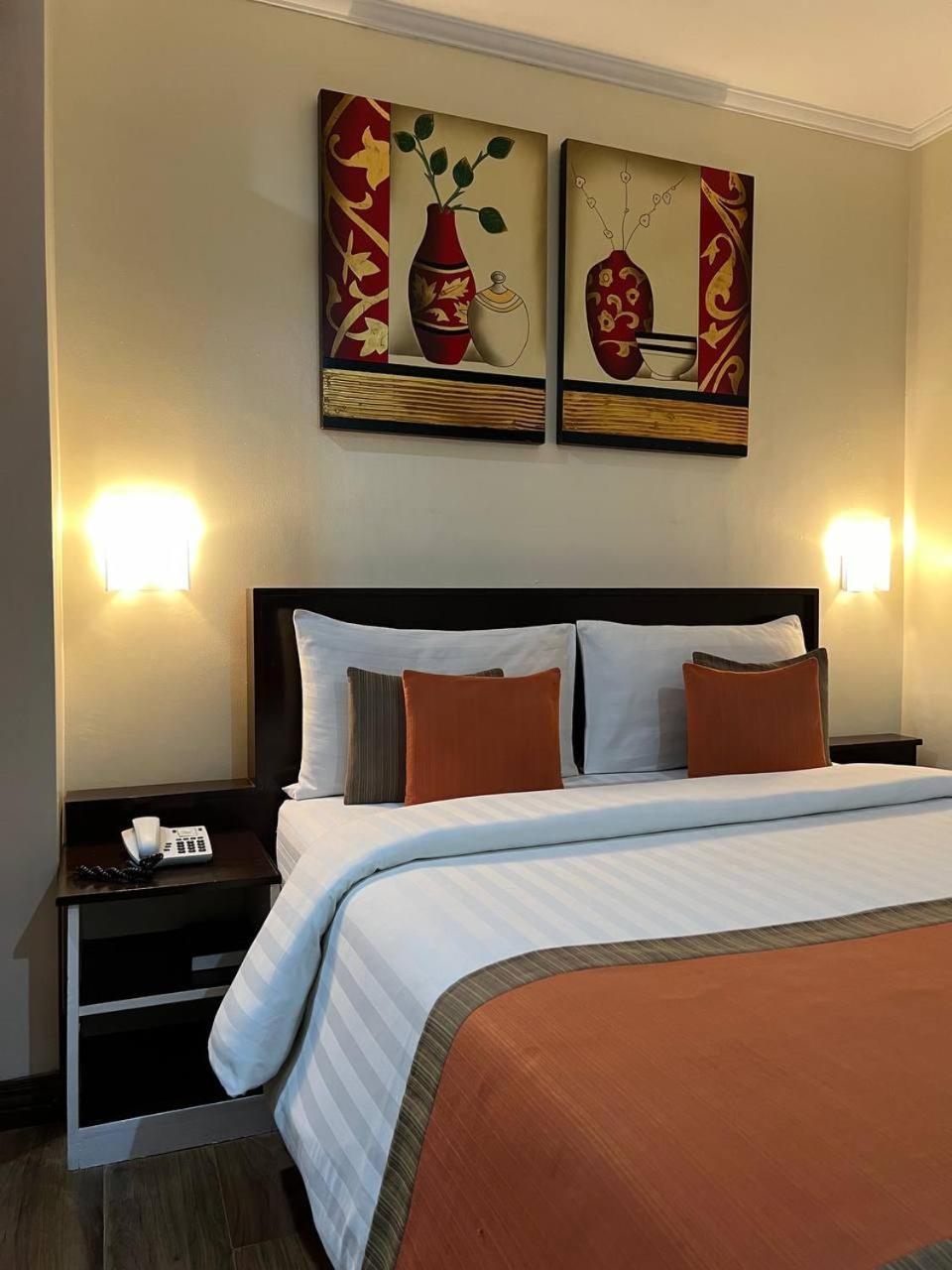 Subic Residencias Olongapo Buitenkant foto
