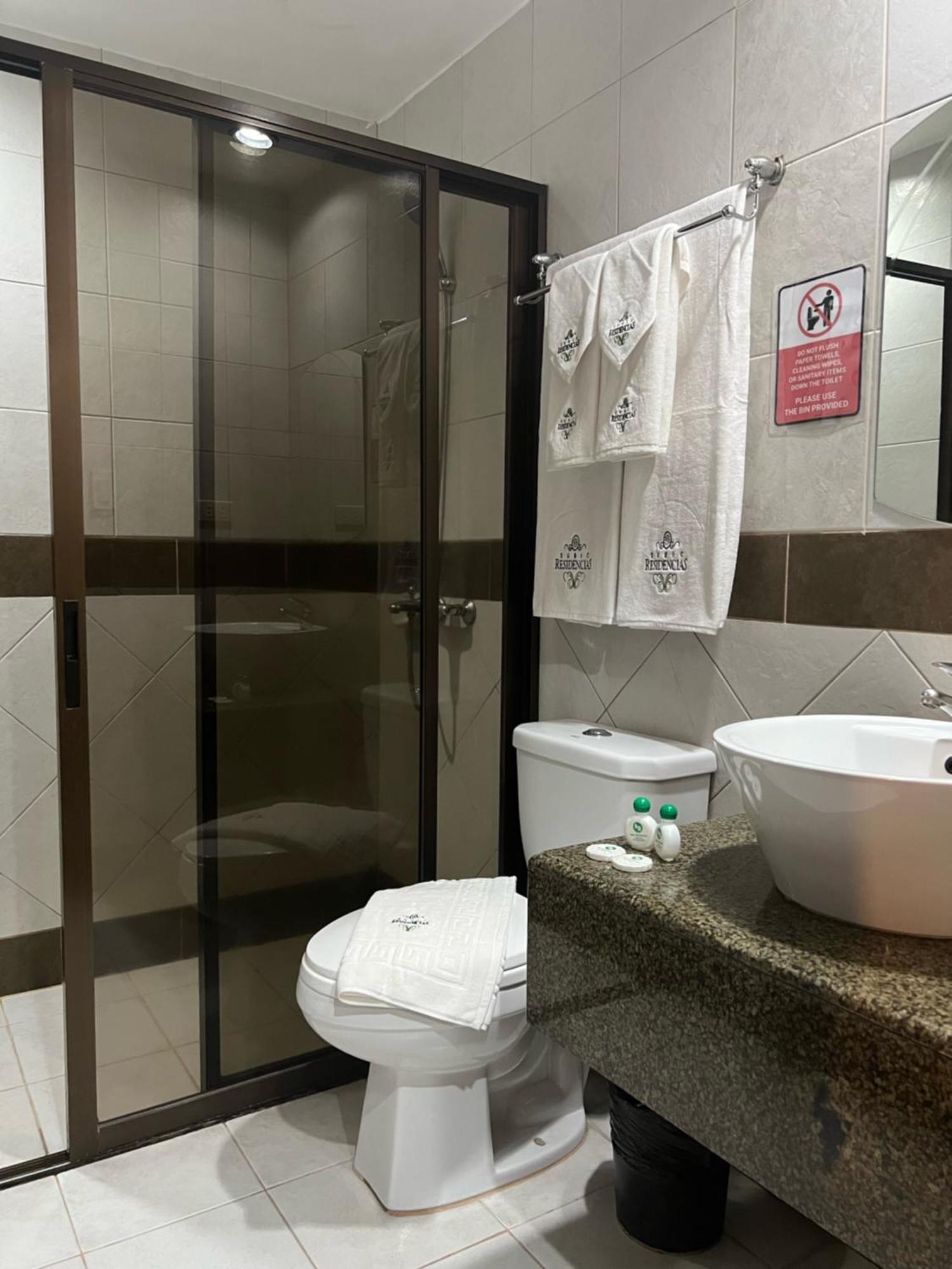 Subic Residencias Olongapo Buitenkant foto