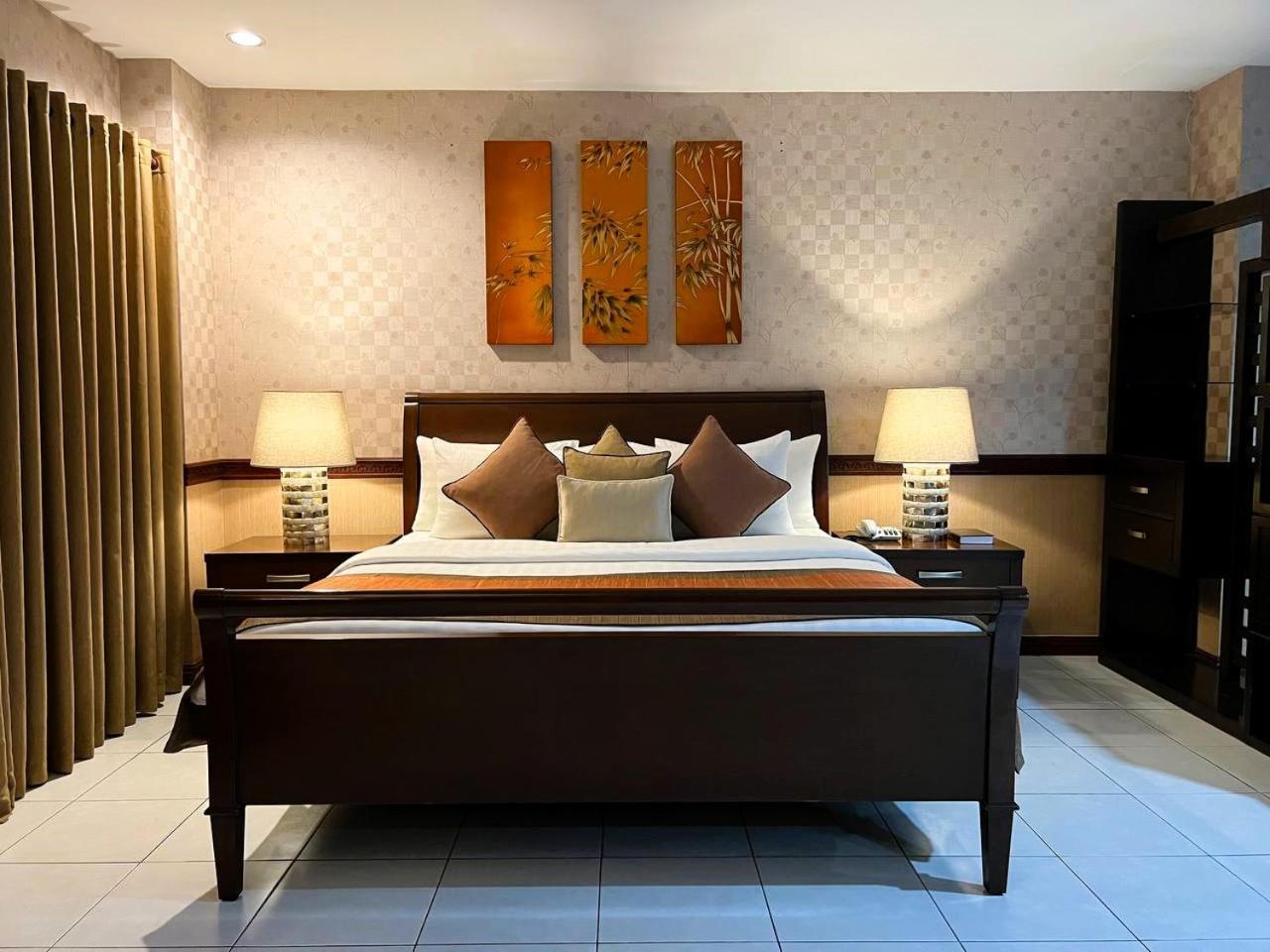 Subic Residencias Olongapo Buitenkant foto